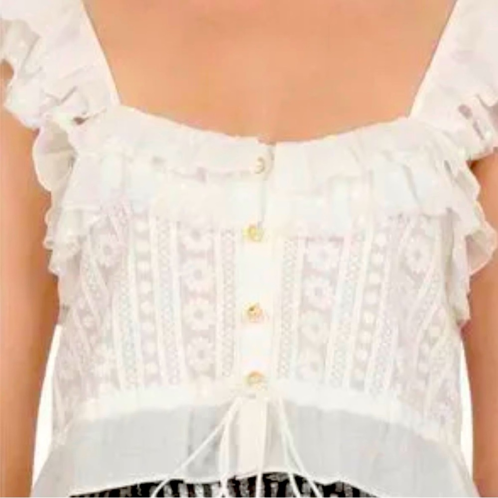 ASTR Cropped Embroiled Top SZ M